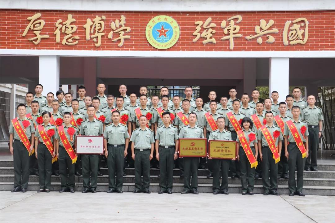 33f444bc37bf463c92db26035fc7dbce.jpg